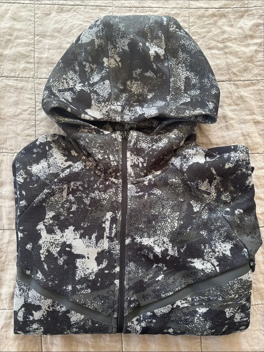 Men’s Nike Sportswear Tech Full Zip Hoodie in Digital Snow Camo